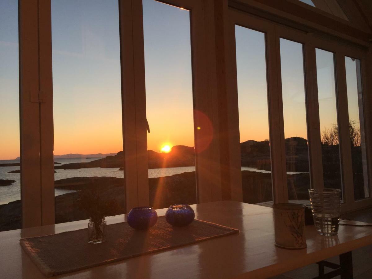 Superior Cottage With Sea View In Senja Senjehesten Exterior photo